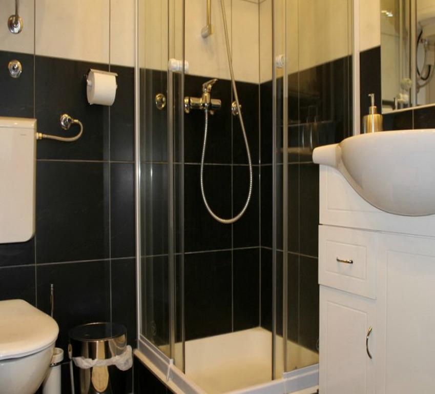 Comfort Triple Room with Balcony and Lake View